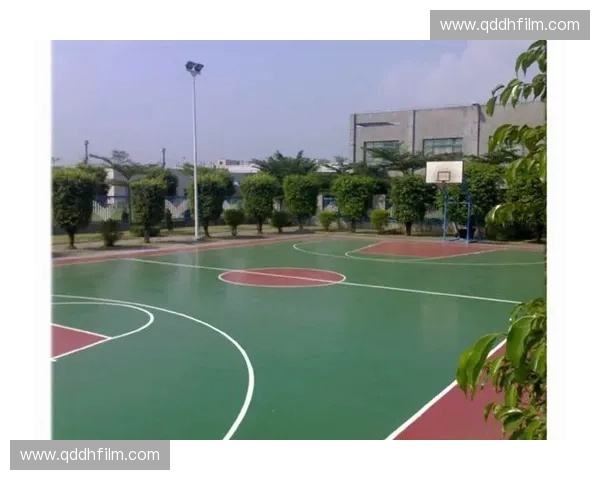 耐磨训练地布在运动场地中的应用与选购指南 耐磨训练地布在运动场地中的应用与选购指南