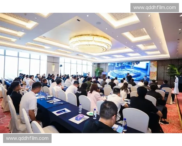 体育智能终端驱动全民健身赛事服务与数字化场景融合发展的创新实践路径研究